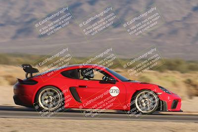 media/Oct-24-2025-Doghouse Garage (Fri) [[783d2ff07a]]/3-Intermediate/Session 1 (Turn 4)/